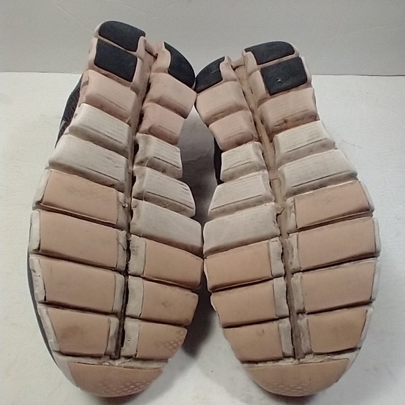 ON Running Cloudflow Lightweight Running Shoes Women's sz 7.5 - Picture 8 of 11